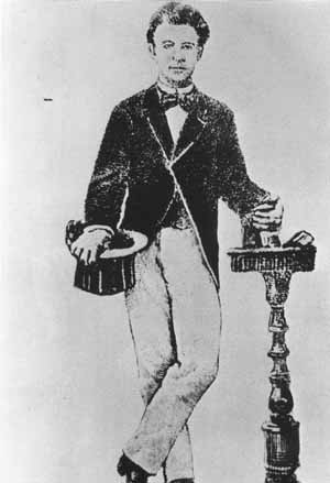 04.jpg (16931 bytes)